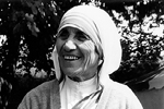 Mother Teresa at Holy Cross to receive honorary degree at 1976 commencement