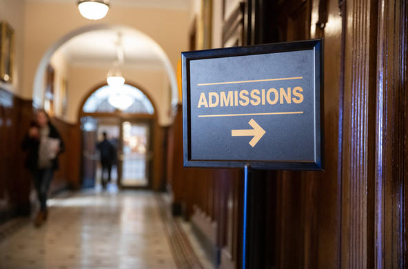 RS158418_Admissions, Admissions Office, Holy Cross_8645-scr.jpg