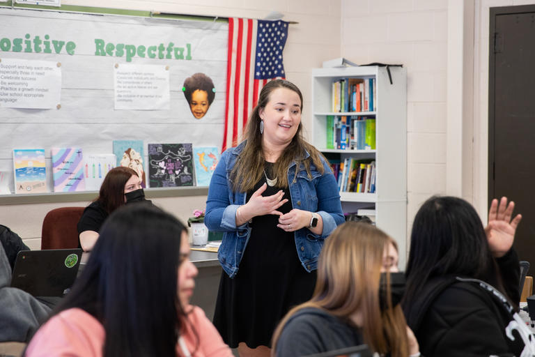 Lauren Delgado, TEP '16, works with students at Burncoat High in Worcester.