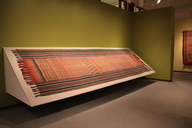 Porilonjong ikat, ceremonial hanging, Toraja people (probably Karataon Toraja), Sulawesi, Indonesia, Cotton warp ikat, natural dyes Circa 1900 to 1920s, Gift of Anne and John Summerfield, Iris and B. Gerald Cantor Art Gallery, College of the Holy Cross, 2010.09.05
