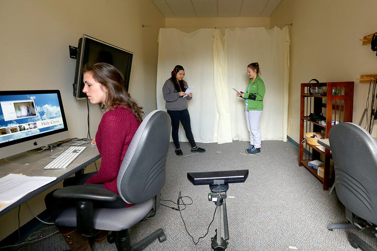 Students conduct research in the psychology department’s Cognitive Lab. 