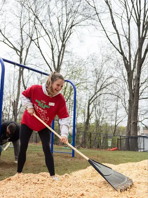 Students volunteering during Working for Worcester 2026.
