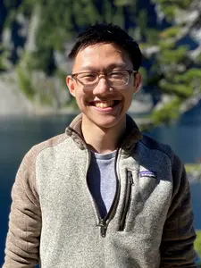 A headshot for Benjamin Yang