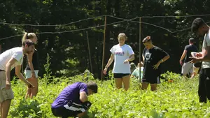 HIST 199: Food and Power taught by visiting lecturer Christopher Staysniak visits Cotyledon Farms in Leicester MA